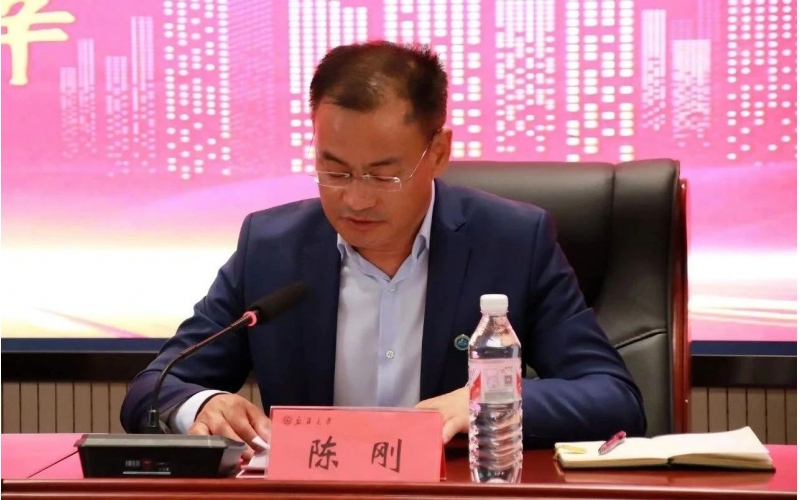 外經(jīng)貿(mào)協(xié)會(huì)牽頭 野馬集團(tuán)等單位與新疆大學(xué)外國(guó)語學(xué)院達(dá)成戰(zhàn)略合作